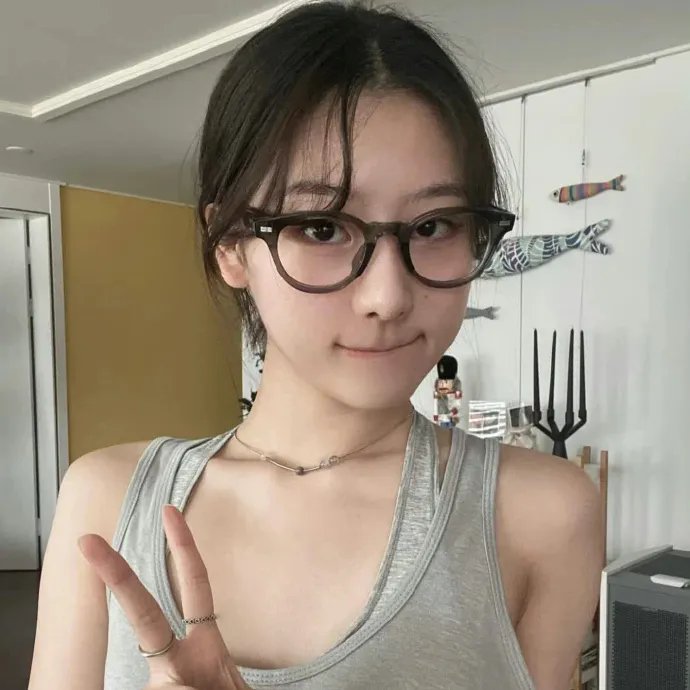 亲爱的，看招